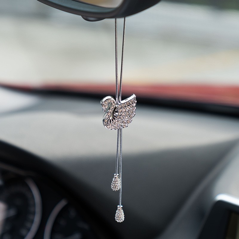 汽車香水掛件水晶天鵝掛飾韓國可愛車內裝飾吊墜車載后視鏡吊飾女 3條起批